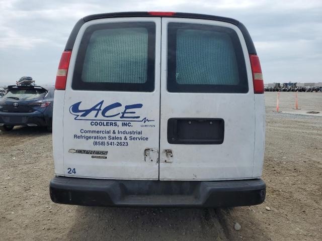 1GCWGFCF6F1238382 - 2015 CHEVROLET EXPRESS G2 WHITE photo 6