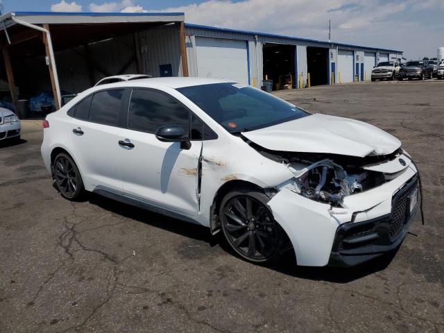 5YFS4MCE4NP134938 - 2022 TOYOTA COROLLA SE Blanc photo 4