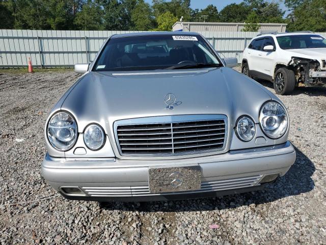 WDBJF82H6XX013386 - 1999 MERCEDES-BENZ E 320 4MATIC SILVER photo 5