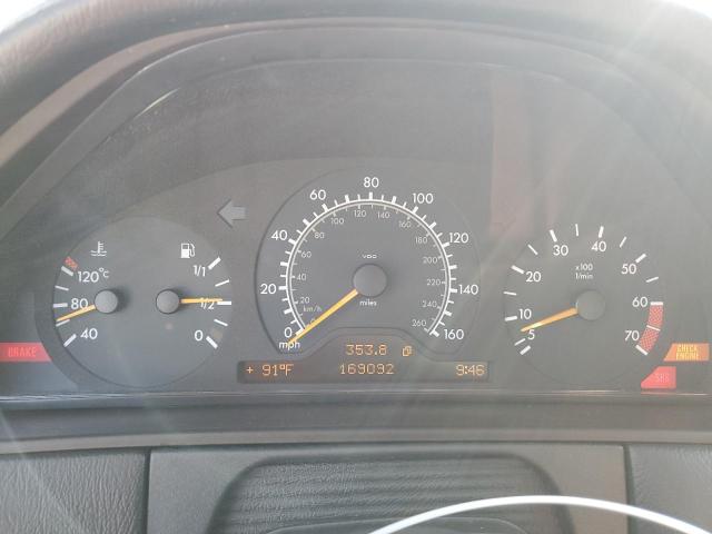 WDBJF82H6XX013386 - 1999 MERCEDES-BENZ E 320 4MATIC SILVER photo 9