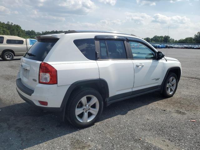 1C4NJDEB5DD209124 - 2013 JEEP COMPASS LATITUDE WHITE photo 3