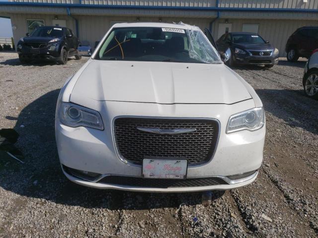 2C3CCAEG9GH223874 - 2016 CHRYSLER 300C WHITE photo 5