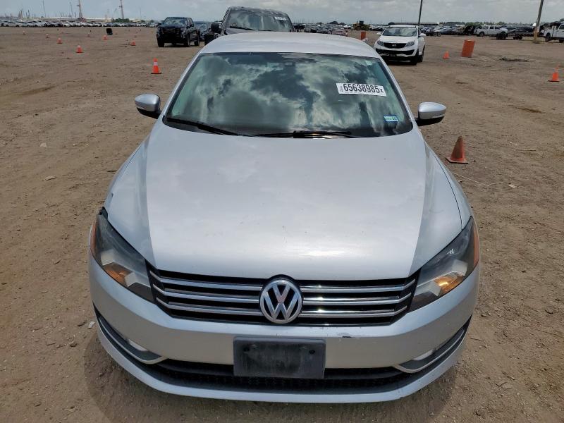 1VWAT7A3XFC083518 - 2015 VOLKSWAGEN PASSAT S SILVER photo 5