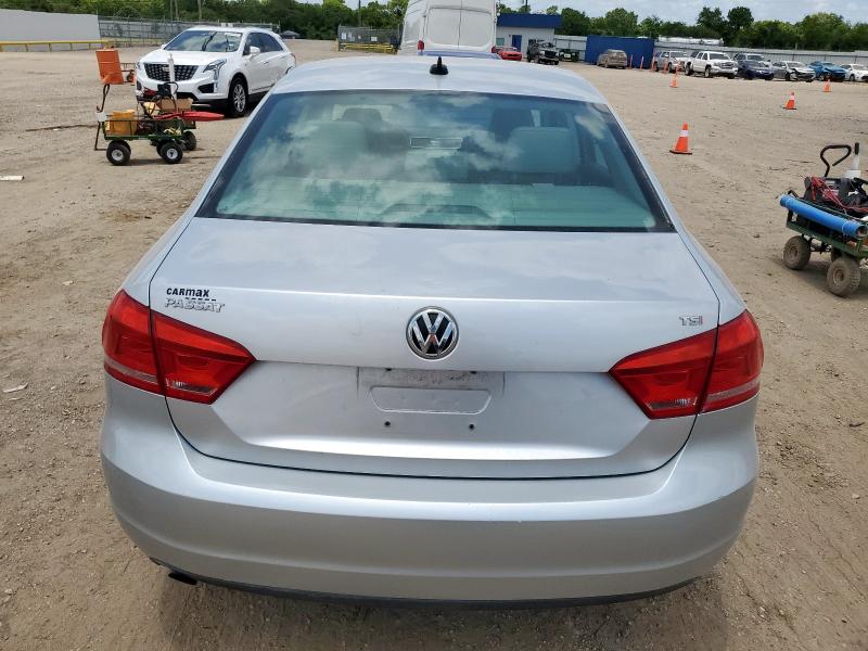 1VWAT7A3XFC083518 - 2015 VOLKSWAGEN PASSAT S SILVER photo 6