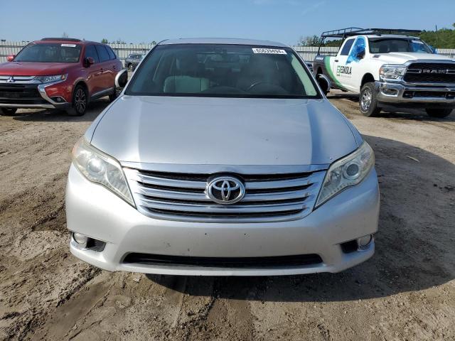 4T1BK3DB8BU383161 - 2011 TOYOTA AVALON BASE 银色 照片 5