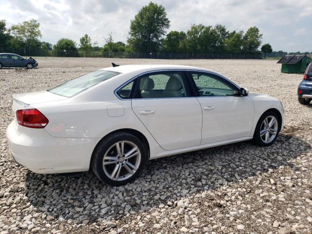 1VWBH7A32EC010213 - 2014 VOLKSWAGEN PASSAT SE თეთრი ფოტო 3