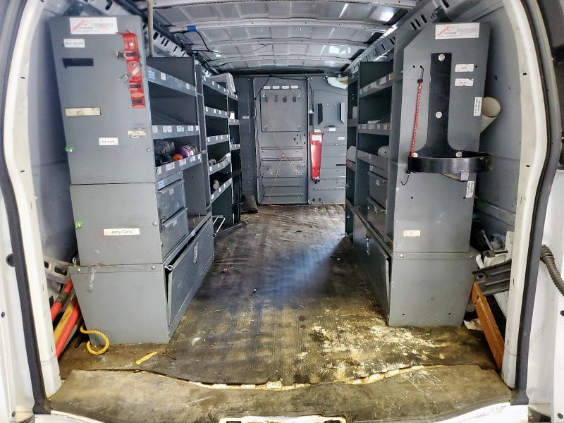 1GCZGUCG9F1287358 - 2015 CHEVROLET EXPRESS G3 白色 照片 10