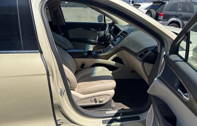 2LMTJ8LR7GBL59941 - 2016 LINCOLN MKX RESERVE Կրեմագույն լուսանկար 5