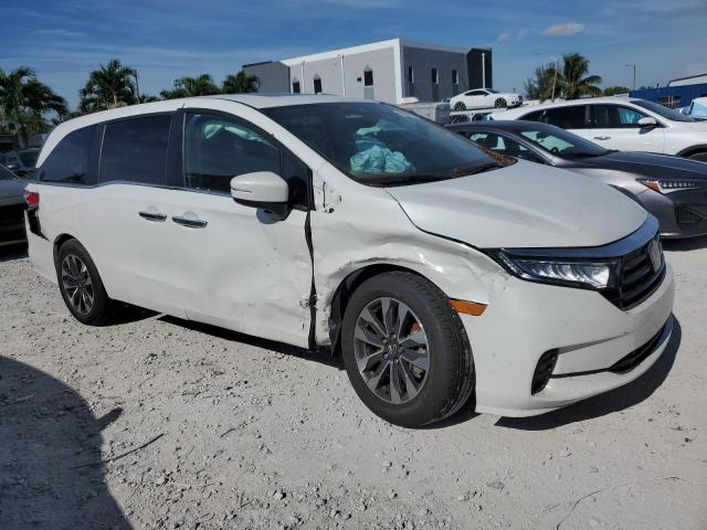 5FNRL6H61RB002932 - 2024 HONDA ODYSSEY EXL WHITE photo 4