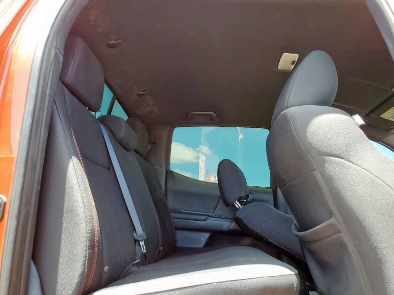 5TFAZ5CN7HX024264 - 2017 TOYOTA TACOMA DOUBLE CAB ნარინჯისფერი ფოტო 10