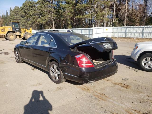 WDDNG8GB4BA403005 - 2011 MERCEDES-BENZ S 550 4MATIC BLACK photo 3