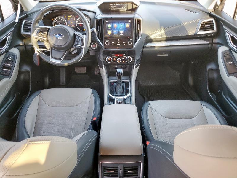 JF2SKAUC6MH565696 - 2021 SUBARU FORESTER LIMITED 红色 照片 8