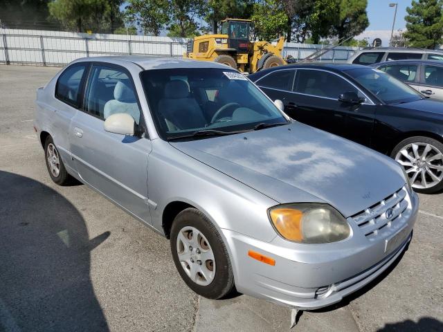 KMHCG35C75U336639 - 2005 HYUNDAI ACCENT GS SILVER photo 4