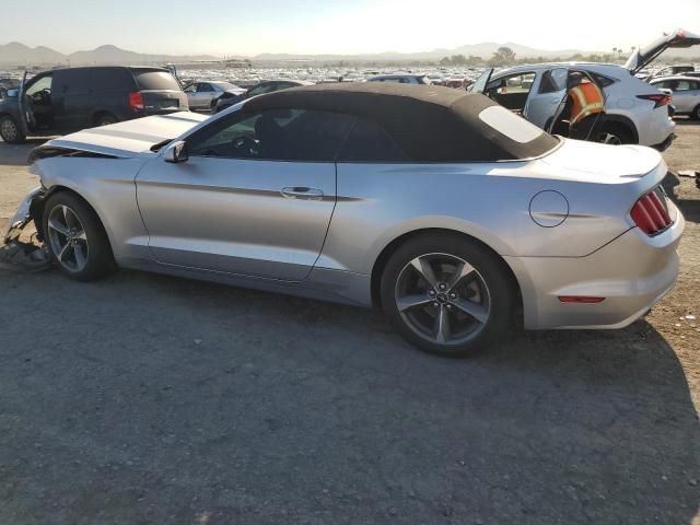 1FATP8EM1G5243418 - 2016 FORD MUSTANG SILVER photo 2