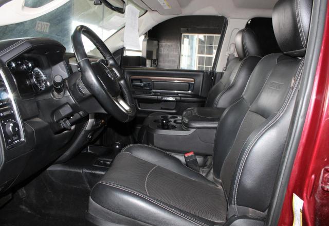 3C6TR5FJ3HG538321 - 2017 RAM 2500 LARAMIE Burgund zdjęcie 9