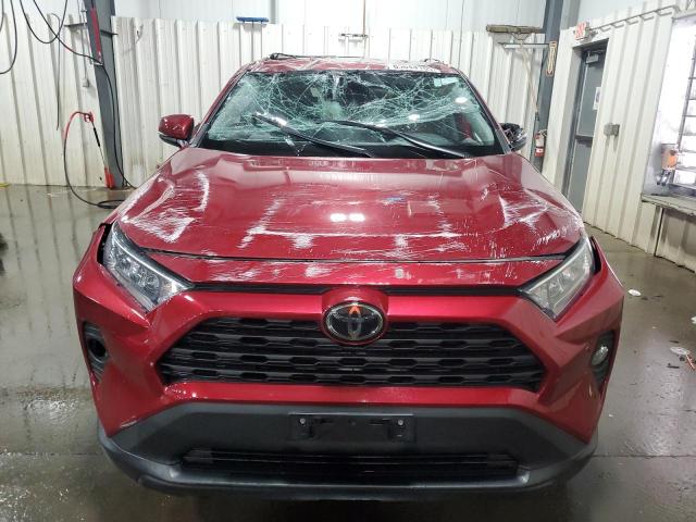 2T3P1RFV5LW122324 - 2020 TOYOTA RAV4 XLE BURGUNDY photo 5
