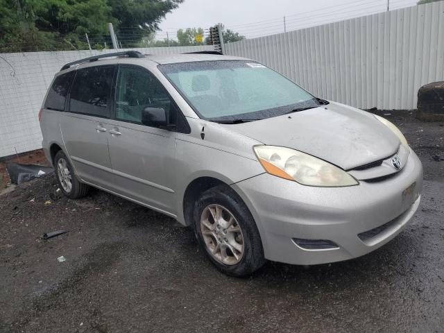 5TDBA23C66S066484 - 2006 TOYOTA SIENNA LE SILVER photo 4