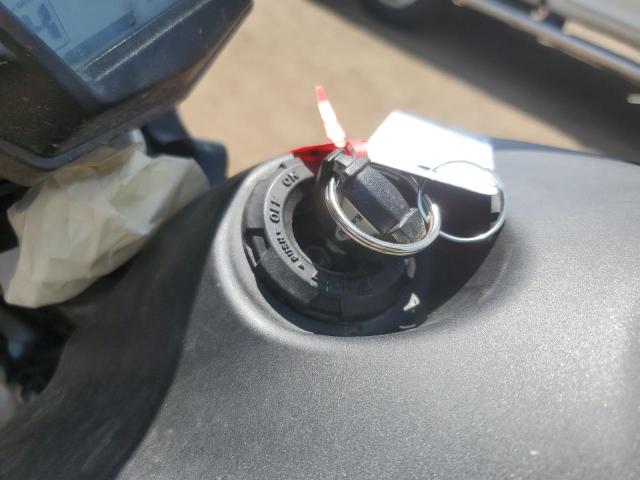 JKAENEE13RDA06853 - 2024 KAWASAKI EN650 E TWO TONE photo 8