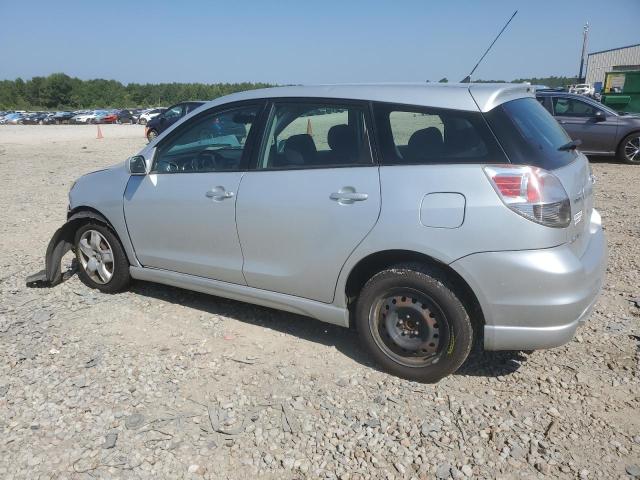 2T1LR32E36C554113 - 2006 TOYOTA MATRIX BASE SILVER photo 2