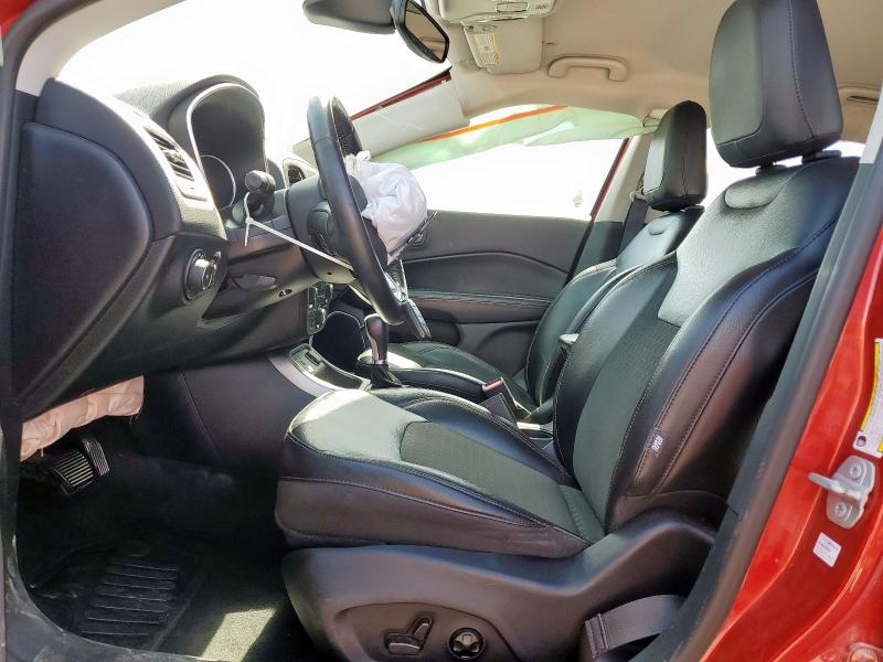 3C4NJCBB5JT205126 - 2018 JEEP COMPASS LATITUDE Շագանակագույն լուսանկար 7