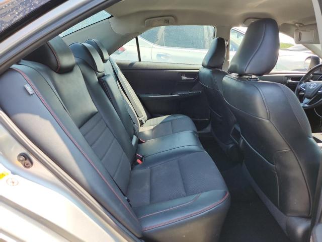 4T1BF1FK8GU517194 - 2016 TOYOTA CAMRY SE LE Gümüş fotoğraf 10