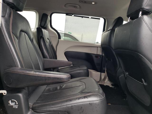 2C4RC1BG7LR157310 - 2020 CHRYSLER PACIFICA TOURING L BLACK photo 11