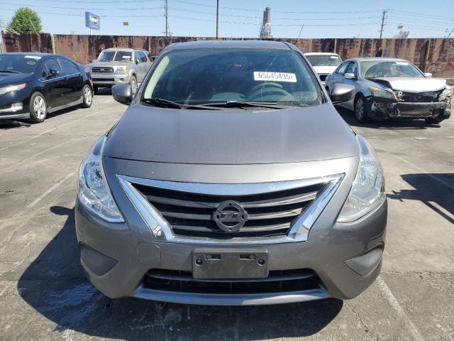 3N1CN7AP0KL839657 - 2019 NISSAN VERSA S 灰色 照片 5