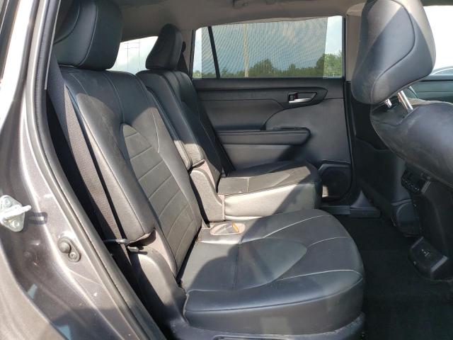 5TDHZRBH6NS166060 - 2022 TOYOTA HIGHLANDER XLE 灰色 照片 11