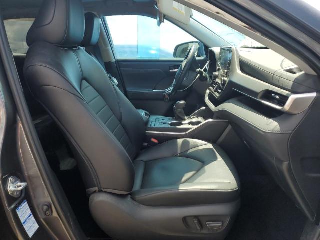 5TDHZRBH6NS166060 - 2022 TOYOTA HIGHLANDER XLE 灰色 照片 7
