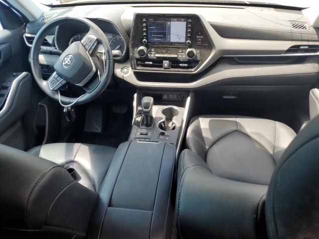 5TDHZRBH6NS166060 - 2022 TOYOTA HIGHLANDER XLE 灰色 照片 8