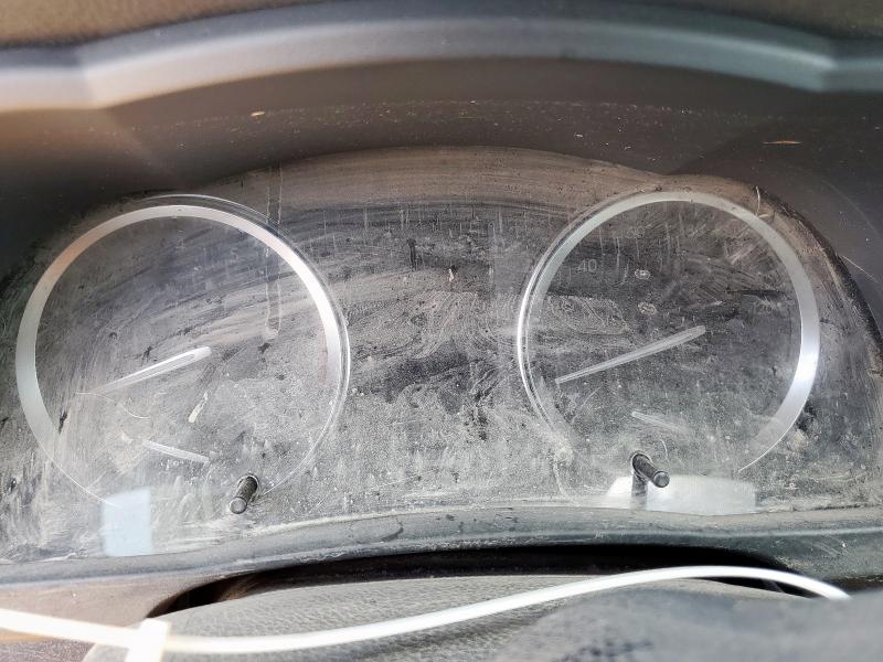 5TDKZRFH5KS331916 - 2019 TOYOTA HIGHLANDER SE SILVER photo 9