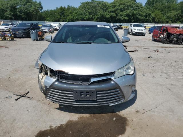 4T4BF1FK0GR546680 - 2016 TOYOTA CAMRY LE 银色 照片 5