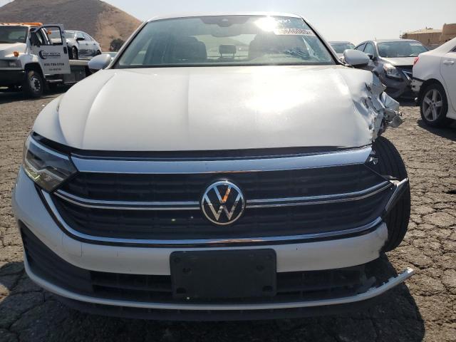 3VWEM7BU4PM056076 - 2023 VOLKSWAGEN JETTA SE 白色 照片 5