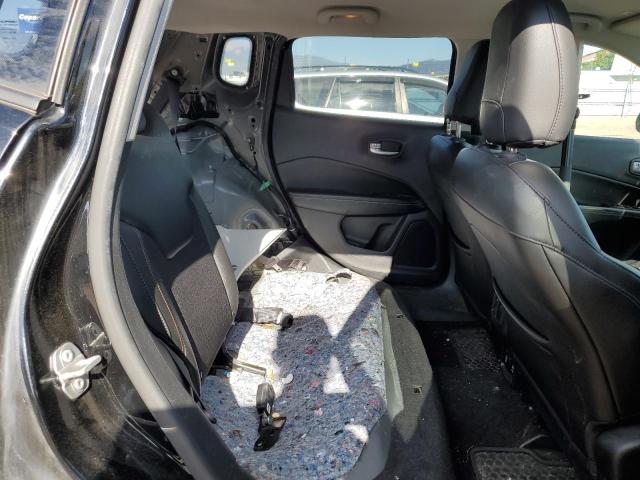 3C4NJDBB0JT162367 - 2018 JEEP COMPASS LATITUDE أسود صورة 10