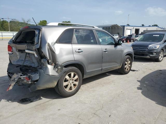 5XYKT4A19BG129270 - 2011 KIA SORENTO BASE SILVER photo 3