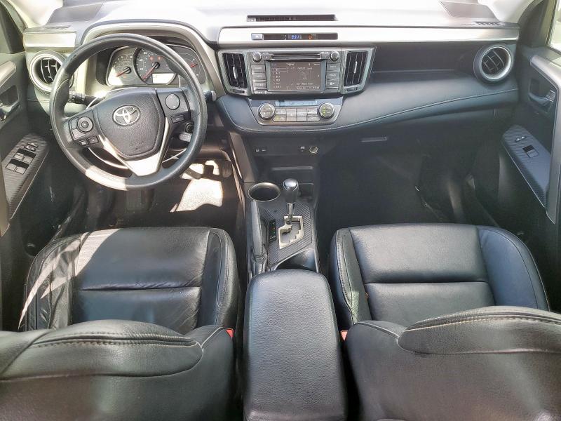 2T3WFREV2FW215059 - 2015 TOYOTA RAV4 XLE SILVER photo 8