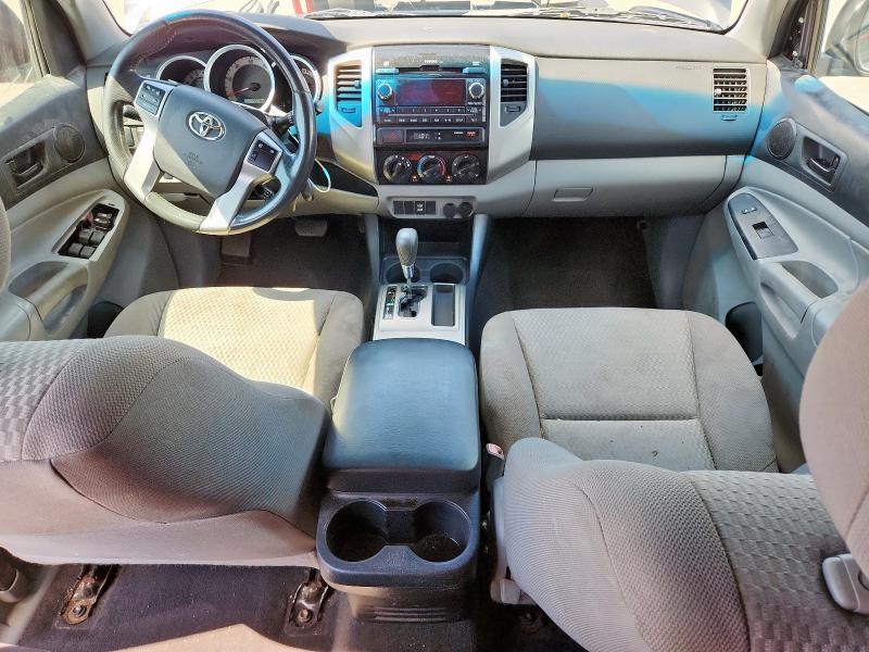 5TFJU4GN7CX027709 - 2012 TOYOTA TACOMA DOUBLE CAB PRERUNNER GRAY photo 8