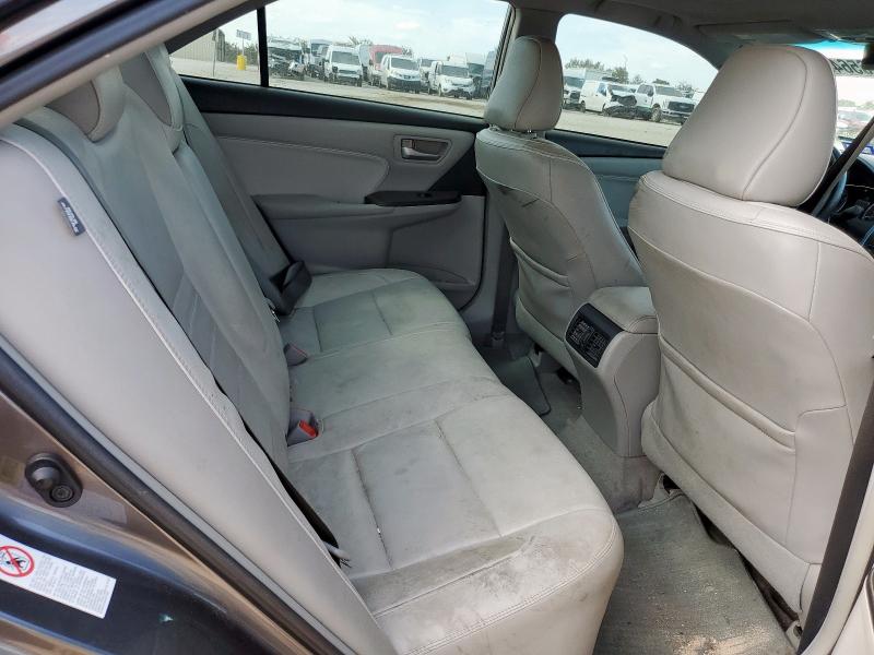 4T1BF1FK9GU509170 - 2016 TOYOTA CAMRY LE GRAY photo 10