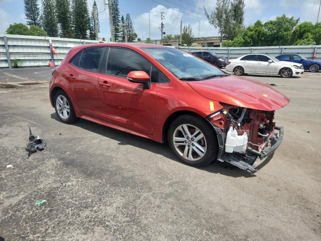 JTND4RBE3L3078032 - 2020 TOYOTA COROLLA SE RED photo 4
