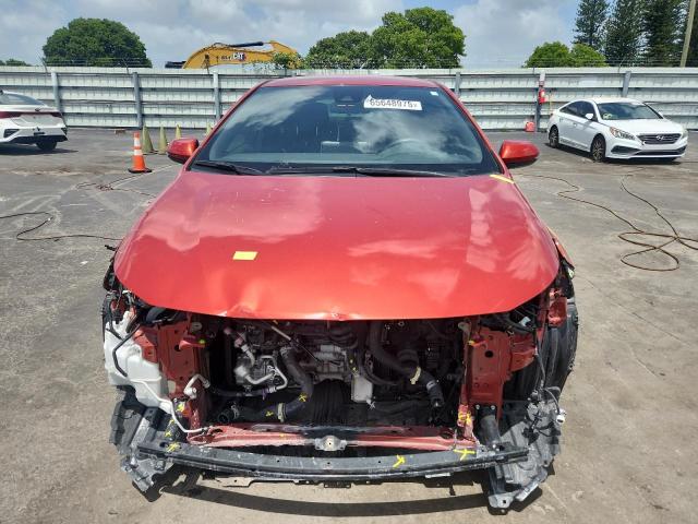 JTND4RBE3L3078032 - 2020 TOYOTA COROLLA SE RED photo 5