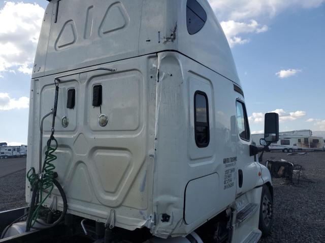 3AKJGLDR1HSHZ6391 - 2017 FREIGHTLINER CASCADIA 1 WHITE photo 14