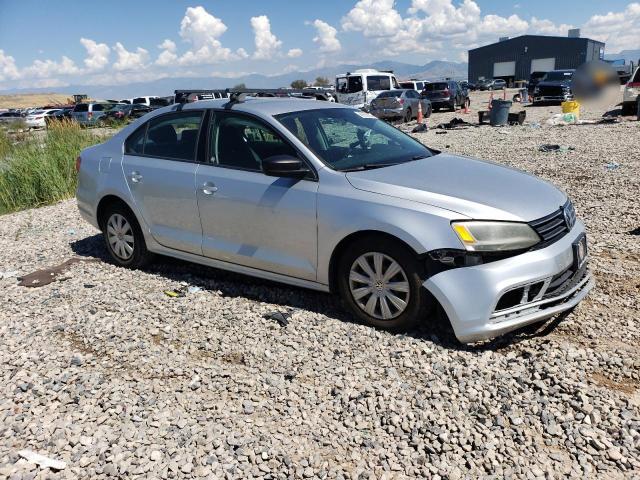 3VW2K7AJ7FM335648 - 2015 VOLKSWAGEN JETTA BASE 银色 照片 4