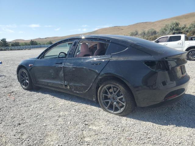 5YJ3E1EB4LF744155 - 2020 TESLA MODEL 3 Siyah fotoğraf 2