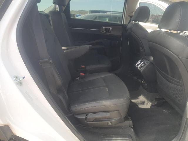 5XYRHDLF0NG149114 - 2022 KIA SORENTO EX WHITE photo 11