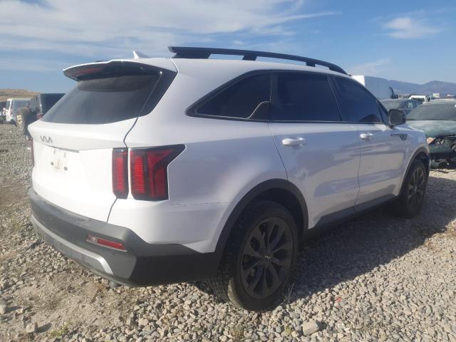 5XYRHDLF0NG149114 - 2022 KIA SORENTO EX WHITE photo 3