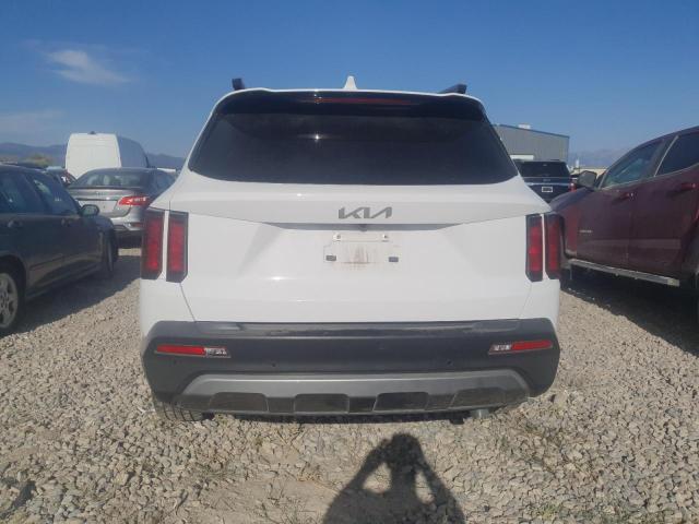 5XYRHDLF0NG149114 - 2022 KIA SORENTO EX WHITE photo 6
