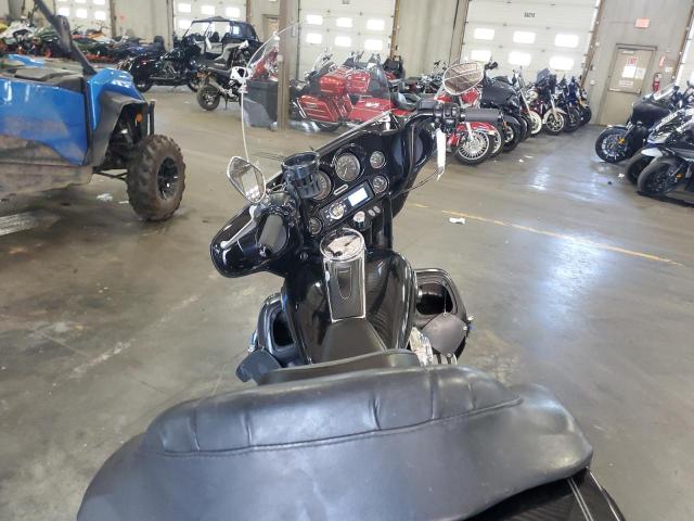 1HD1FCW1X4Y621711 - 2004 HARLEY-DAVIDSON FLHTCUI 黑色 照片 6