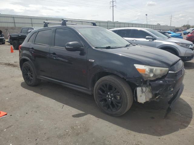JA4AP3AU3HZ036107 - 2017 MITSUBISHI OUTLANDER ES Սև լուսանկար 4