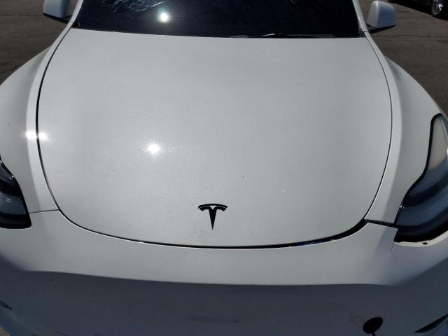5YJYGDED6MF110950 - 2021 TESLA MODEL Y Weiß Foto 11