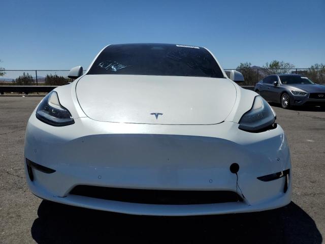 5YJYGDED6MF110950 - 2021 TESLA MODEL Y Weiß Foto 5